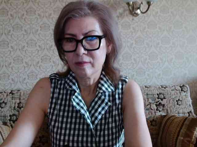 ElegantLady00 webcam