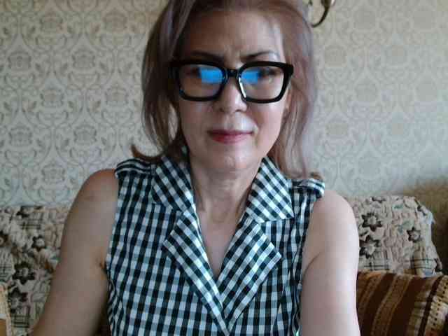 ElegantLady00 webcam