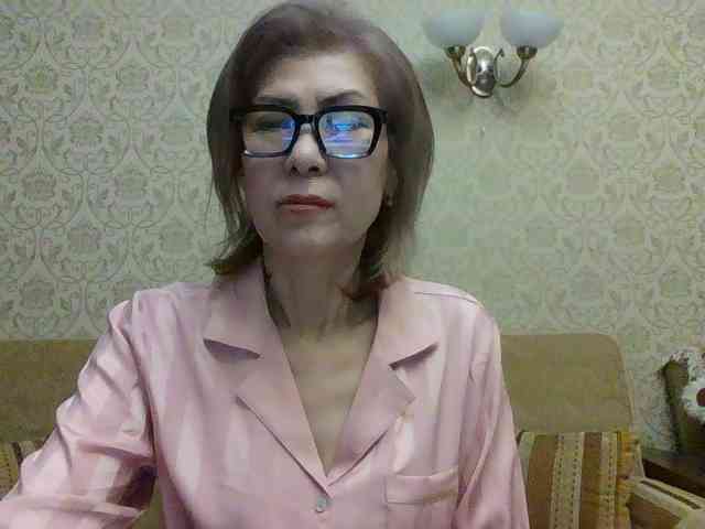 ElegantLady00 webcam