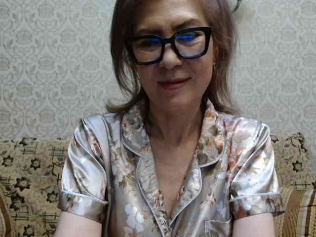 ElegantLady00 webcam