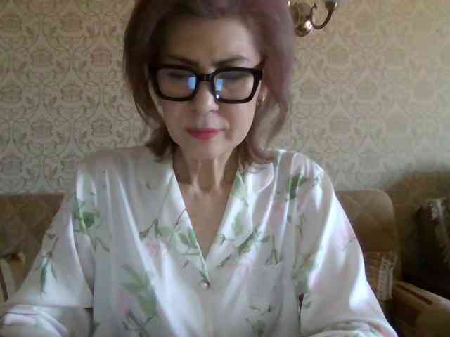 ElegantLady00 webcam