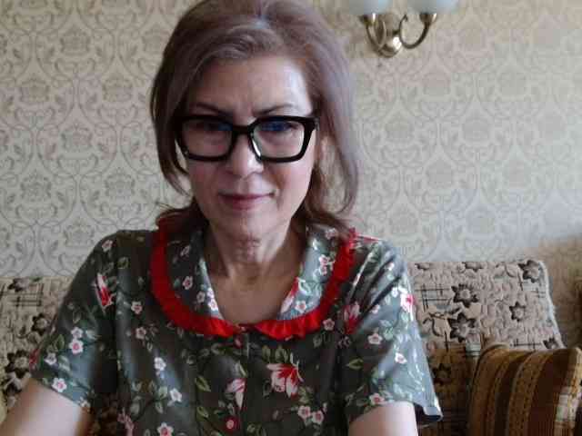 ElegantLady00 webcam