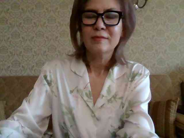 ElegantLady00 webcam