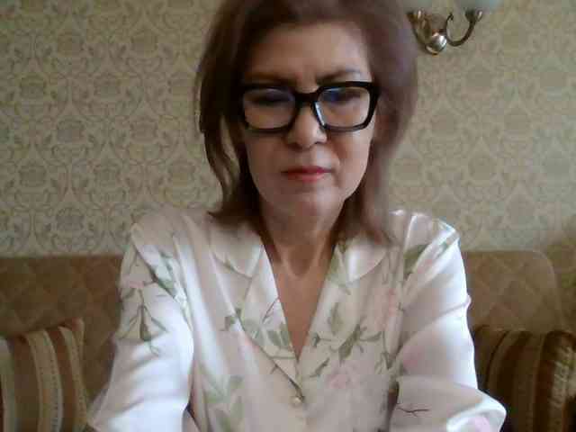 ElegantLady00 webcam