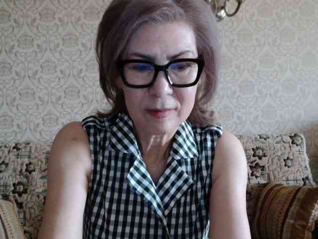 ElegantLady00 webcam