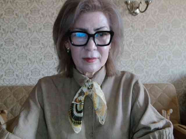 ElegantLady00 webcam