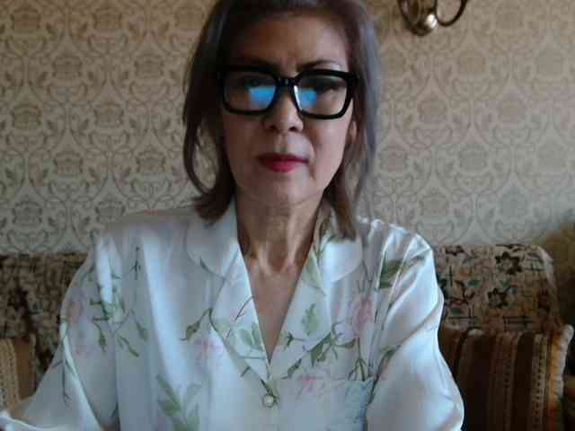 ElegantLady00 webcam