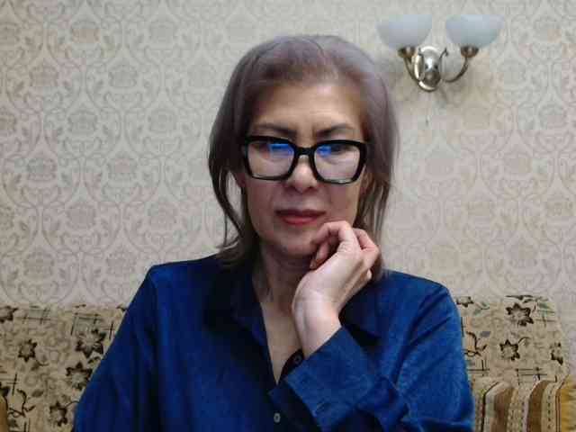 ElegantLady00 webcam