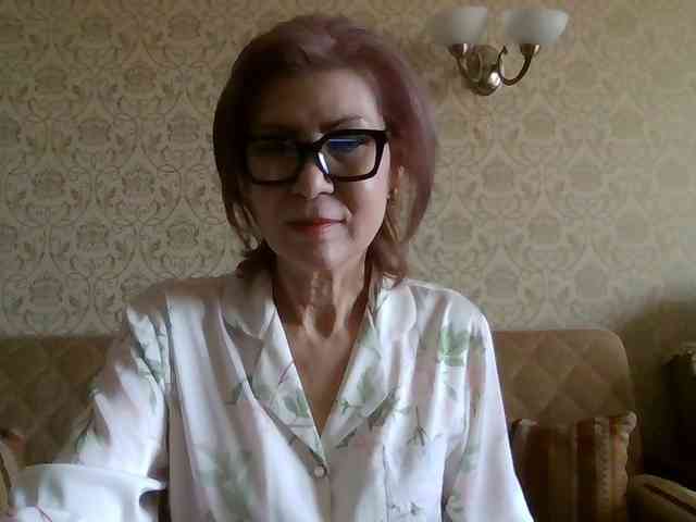 ElegantLady00 webcam