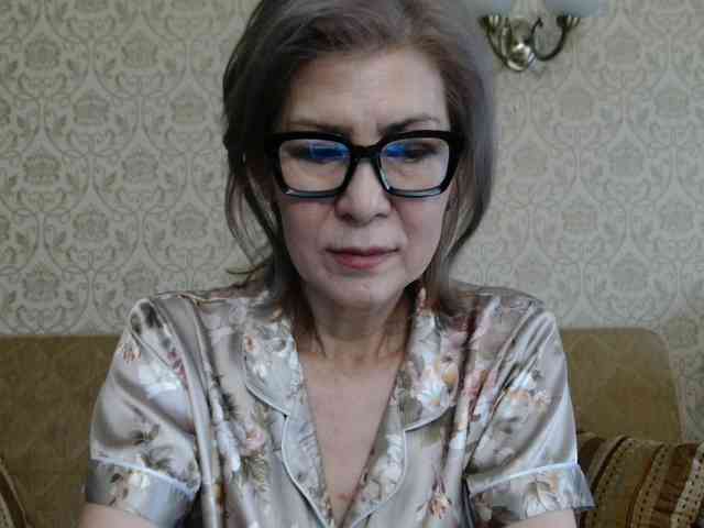 ElegantLady00 webcam