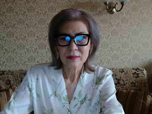 ElegantLady00 webcam