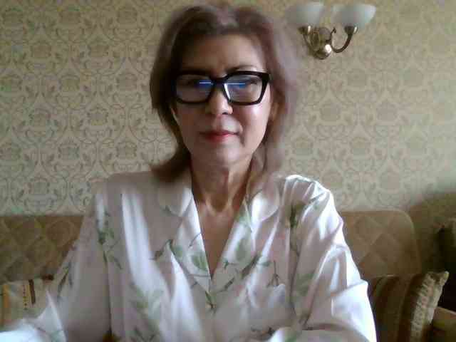 Elegant00Lady Elegant00Lady