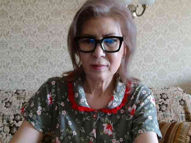 ElegantLady00 webcam