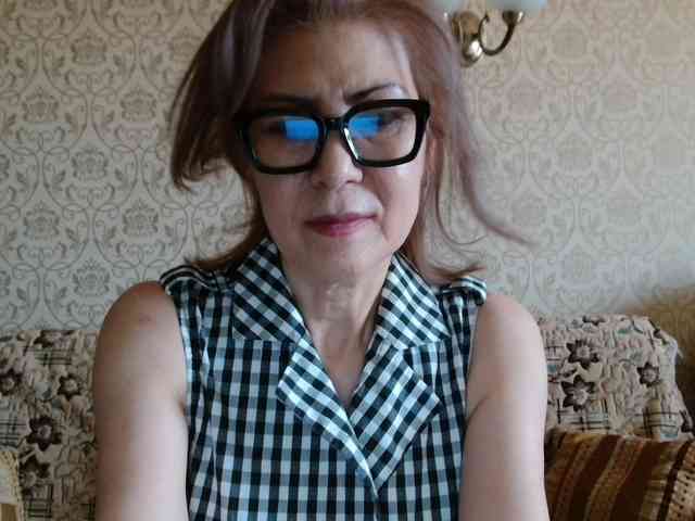 ElegantLady00 webcam
