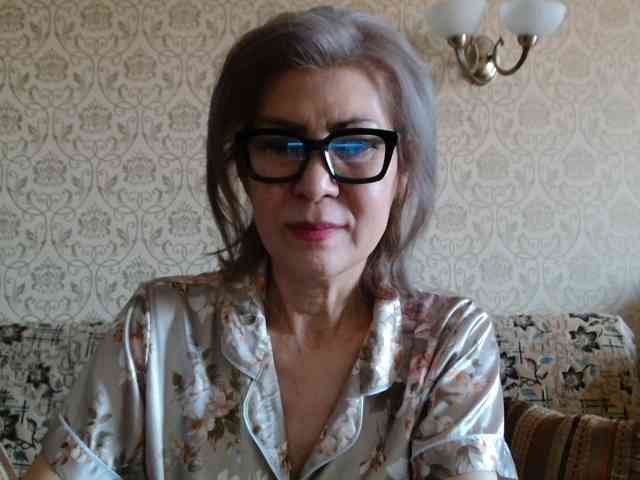 ElegantLady00 webcam
