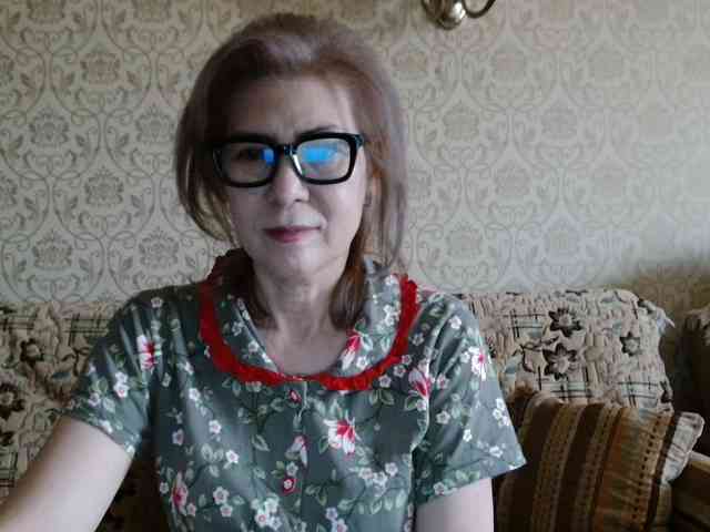ElegantLady00 webcam