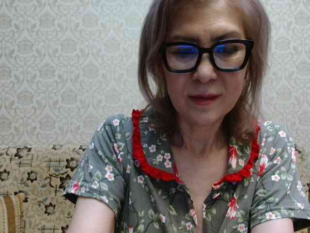 ElegantLady00 webcam