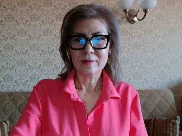 ElegantLady00 webcam