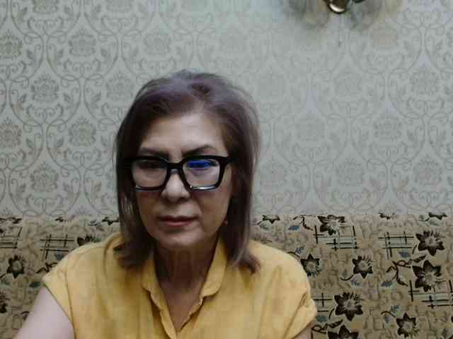 ElegantLady00 webcam