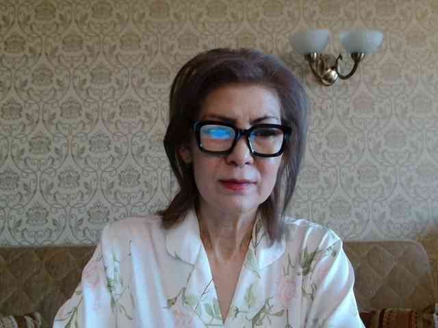 ElegantLady00 webcam