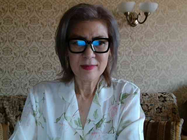 ElegantLady00 webcam