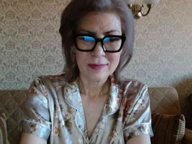 ElegantLady00 webcam