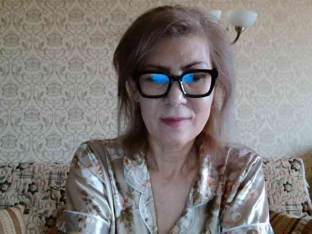 ElegantLady00 webcam