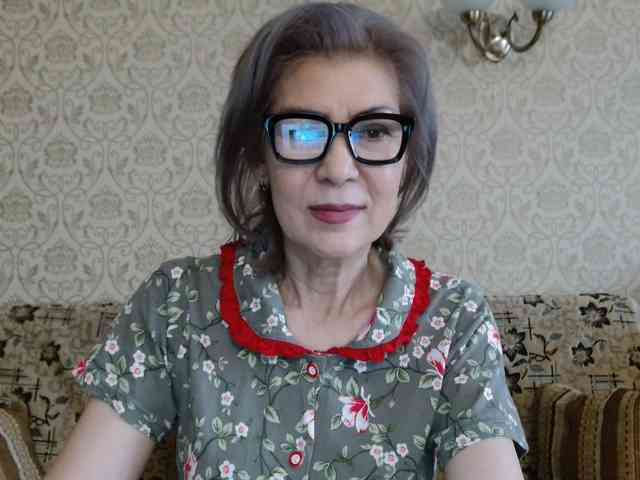 ElegantLady00 webcam