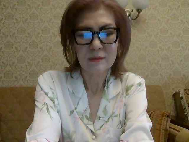 ElegantLady00 webcam