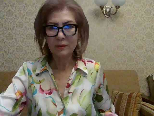 Elegant00Lady Elegant00Lady