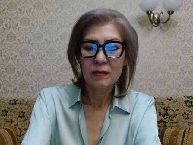 ElegantLady00 webcam