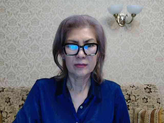 ElegantLady00 webcam