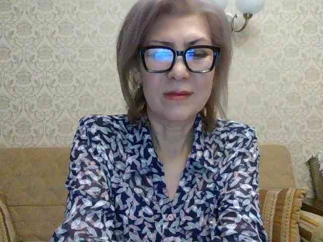 Elegant00Lady Elegant00Lady