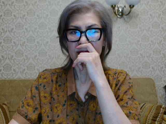 ElegantLady00 webcam