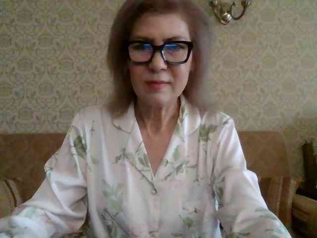 Elegant00Lady Elegant00Lady