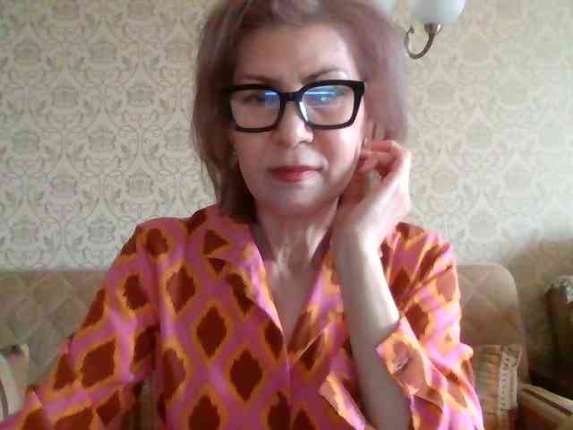 ElegantLady00 webcam