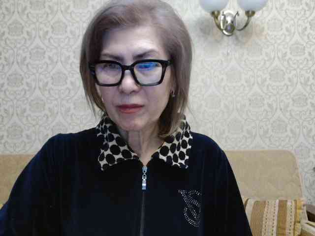 ElegantLady00 webcam