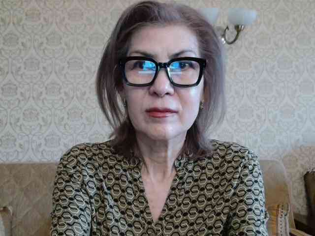 ElegantLady00 webcam