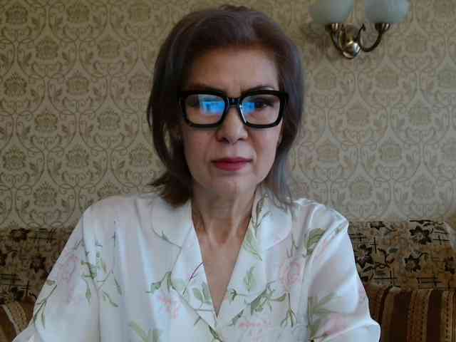 ElegantLady00 webcam