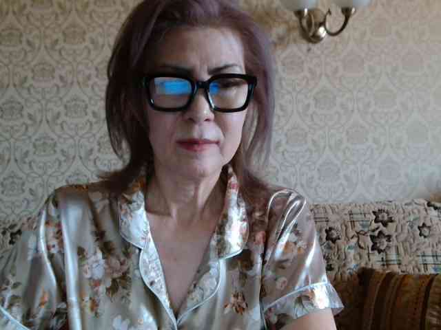 ElegantLady00 webcam