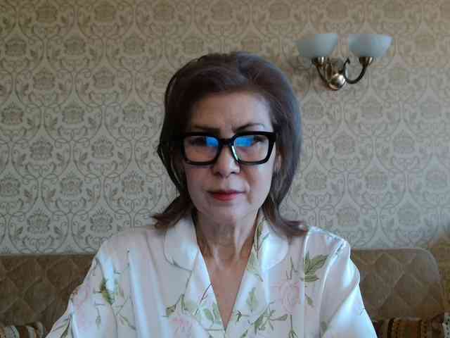 ElegantLady00 webcam