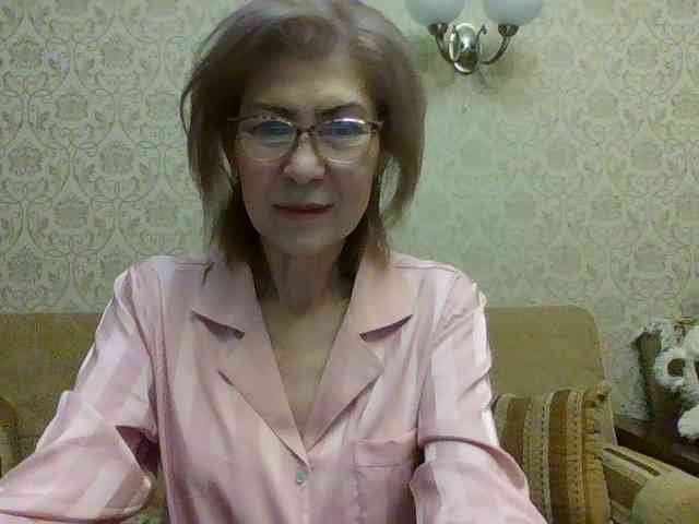 ElegantLady00 webcam