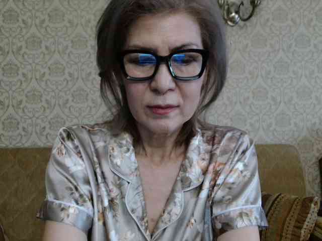 ElegantLady00 webcam