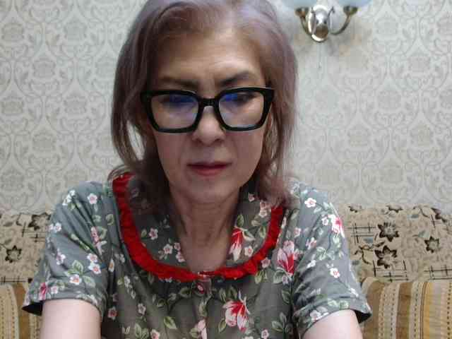 ElegantLady00 webcam
