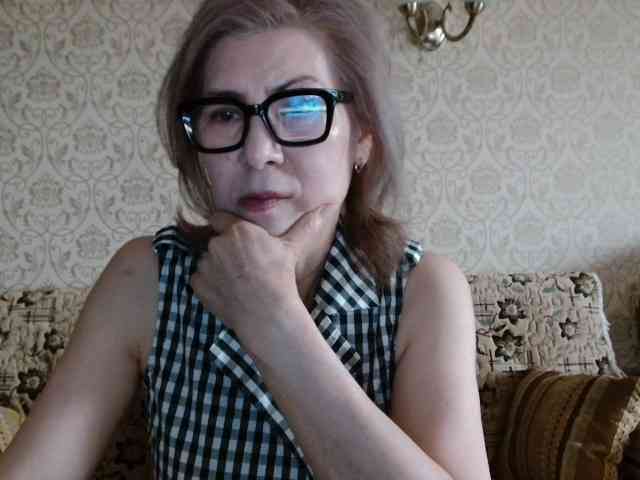 Модель: ElegantLady00