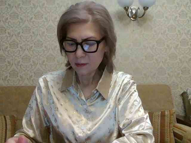 Elegant00Lady Elegant00Lady