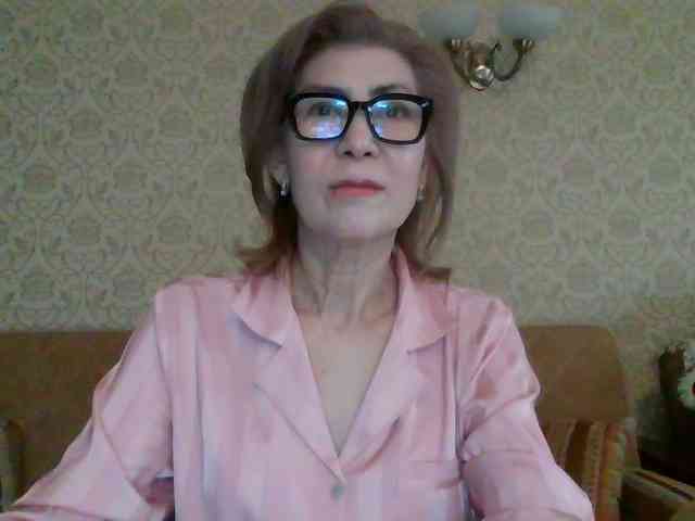 ElegantLady00 webcam