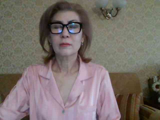 ElegantLady00 webcam