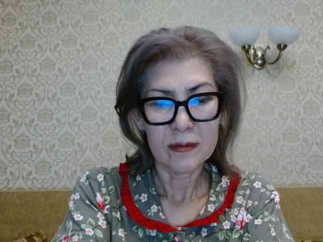 ElegantLady00 webcam