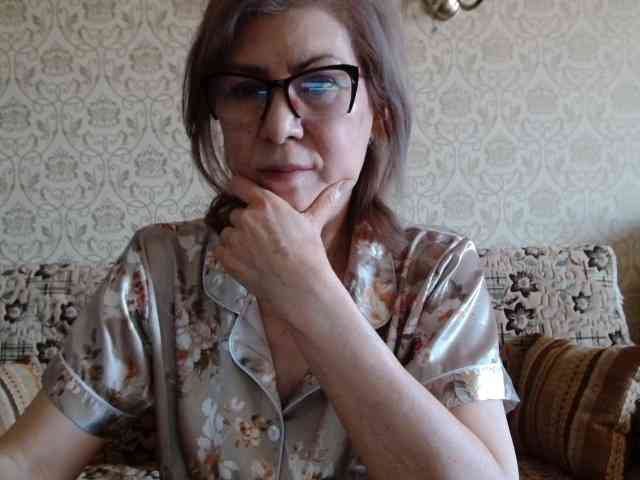 ElegantLady00 webcam